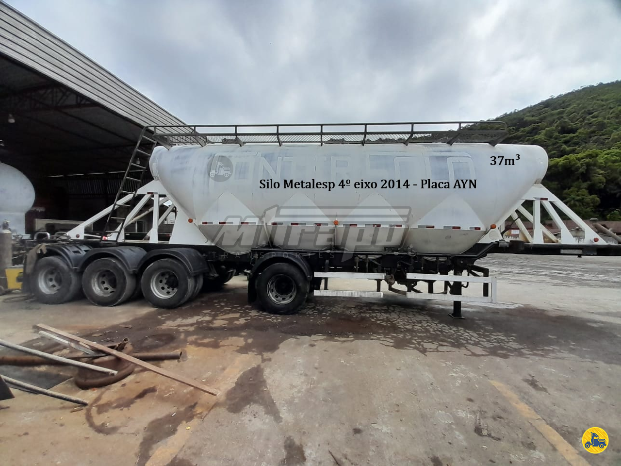 CARRETA SEMI-REBOQUE SILO M Tirapu Transportes APIAI SÃO PAULO SP